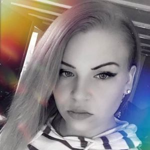 Meet your Posher, Charlene